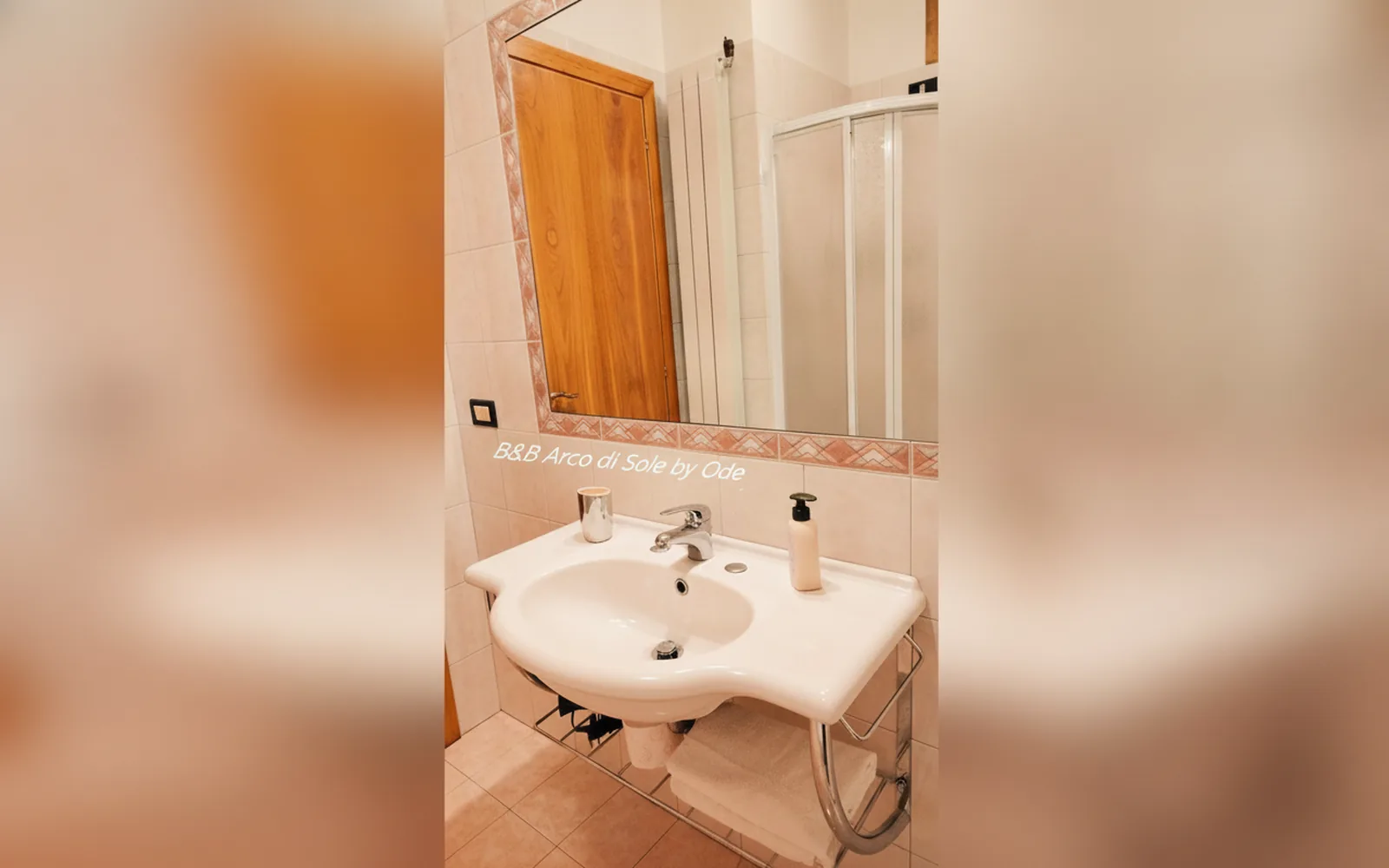 Camera con bagno privato — B&B Arco di Sole By Ode, Sant'Elpidio a Mare (Marche) (foto 38)